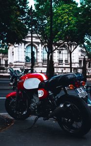 Preview wallpaper motorcycle, side view, red, street