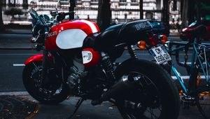 Preview wallpaper motorcycle, side view, red, street