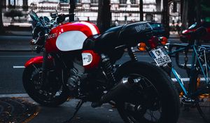 Preview wallpaper motorcycle, side view, red, street