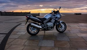 Preview wallpaper motorcycle, side view, sport