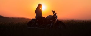 Preview wallpaper motorcycle, sunset, silhouette, solitude, loneliness