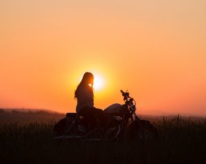 Preview wallpaper motorcycle, sunset, silhouette, solitude, loneliness