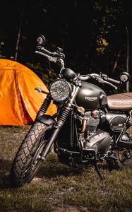 Preview wallpaper motorcycle, tent, grass