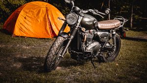 Preview wallpaper motorcycle, tent, grass