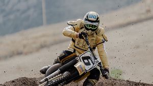 Preview wallpaper motorcycles, motorcyclist, helmet, stunt, dirt
