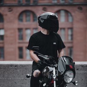 Preview wallpaper motorcyclist, bike, motorcycle, helmet