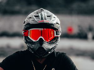 Preview wallpaper motorcyclist, helmet, glasses, red