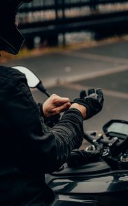 Preview wallpaper motorcyclist, motorcycle, helmet, gloves