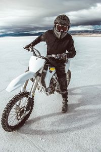 Preview wallpaper motorcyclist, motorcycle, helmet, snow
