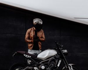 Preview wallpaper motorcyclist, motorcycle, helmet, gloves, black