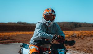 Preview wallpaper motorcyclist, motorcycle, helmet, glasses