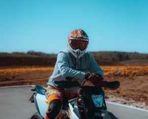 Preview wallpaper motorcyclist, motorcycle, helmet, glasses