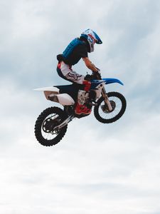 Preview wallpaper motorcyclist, motorcycle, helmet, stunt, jump