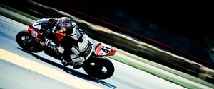 Preview wallpaper motorcyclist, motorsport, movement, outfit
