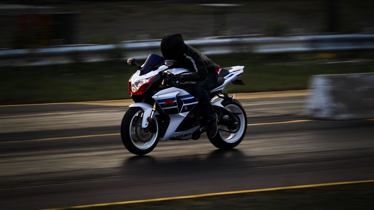 Wallpaper motorcyclist, speed, movement, adrenaline