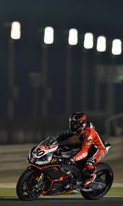 Preview wallpaper motorcyclist, speed, race, competition, extreme