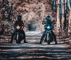 Preview wallpaper motorcyclists, bikers, bike, motorcycle, forest, road