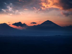 Preview wallpaper mountain, clouds, fog, dusk
