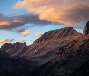 Preview wallpaper mountain, foothills, clouds, landscape, nature