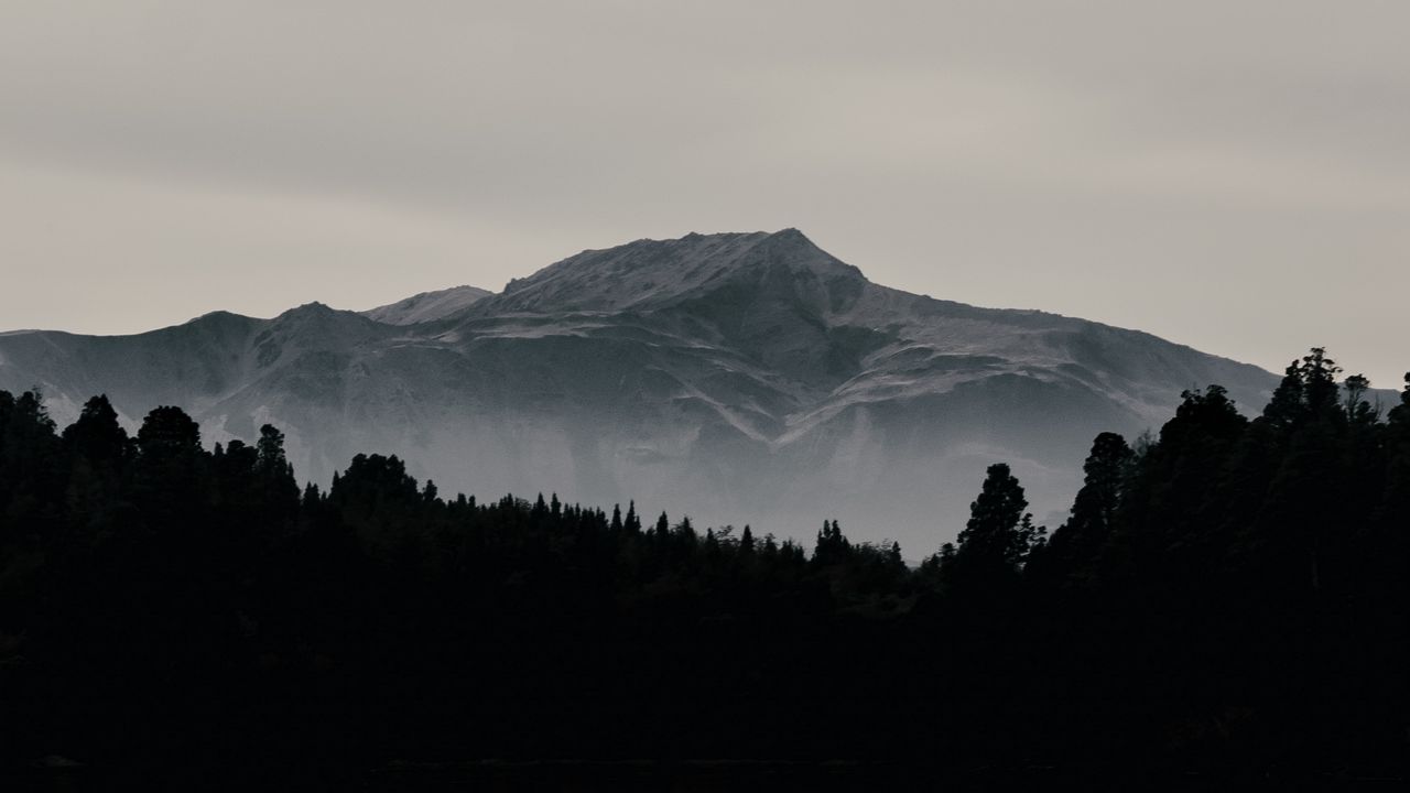 Wallpaper mountain, forest, dark, lake, reflection, landscape