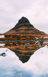 Preview wallpaper mountain, hill, lake, water, reflection