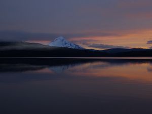 Preview wallpaper mountain, hills, reflection, lake, twilight
