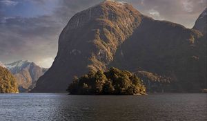 Preview wallpaper mountain, island, sea, trees