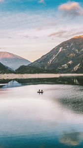 Preview wallpaper mountain, lake, boat, reflection