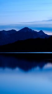 Preview wallpaper mountain, lake, dusk, dark, landscape