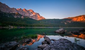 Preview wallpaper mountain, lake, forest, shore, buildings, landscape