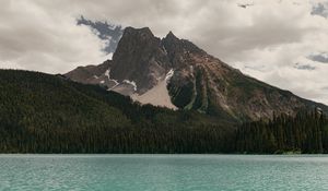 Preview wallpaper mountain, lake, landscape, clouds, trees
