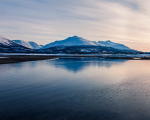 Preview wallpaper mountain, lake, landscape, snow