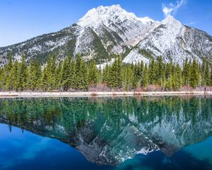 Preview wallpaper mountain, lake, reflection, water, shore, landscape