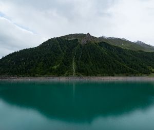 Preview wallpaper mountain, lake, sky