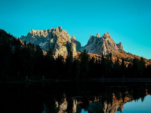 Preview wallpaper mountain, lake, sky, shadows, reflection