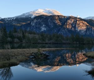 Preview wallpaper mountain, lake, water, reflection, nature, landscape