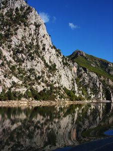 Preview wallpaper mountain, lake, water, waves, reflection, landscape