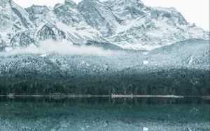 Preview wallpaper mountain, lake, winter, snow, reflection