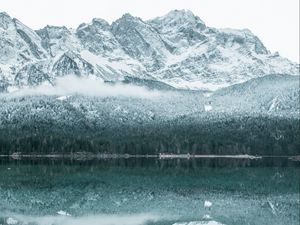 Preview wallpaper mountain, lake, winter, snow, reflection