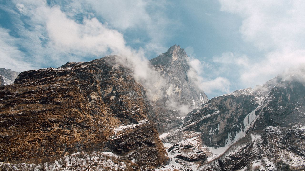 Wallpaper mountain landscape, peaks, fog, snow covered