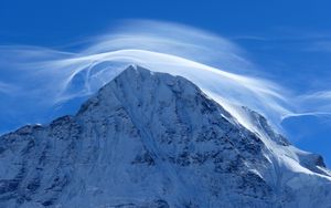 Preview wallpaper mountain, peak, cloud, snow, snowy