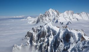 Preview wallpaper mountain, peak, clouds, fog, mountain range, mountain peak