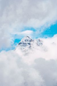 Preview wallpaper mountain, peak, clouds, height