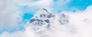 Preview wallpaper mountain, peak, clouds, height