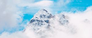 Preview wallpaper mountain, peak, clouds, height