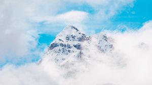 Preview wallpaper mountain, peak, clouds, height