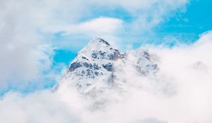 Preview wallpaper mountain, peak, clouds, height