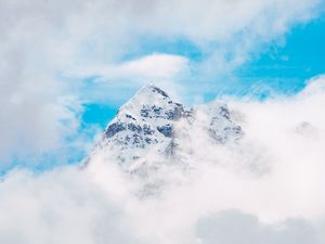 Preview wallpaper mountain, peak, clouds, height
