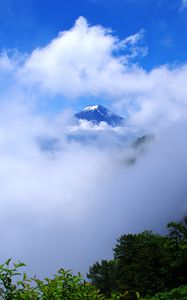 Preview wallpaper mountain, peak, clouds, height, landscape