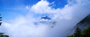 Preview wallpaper mountain, peak, clouds, height, landscape